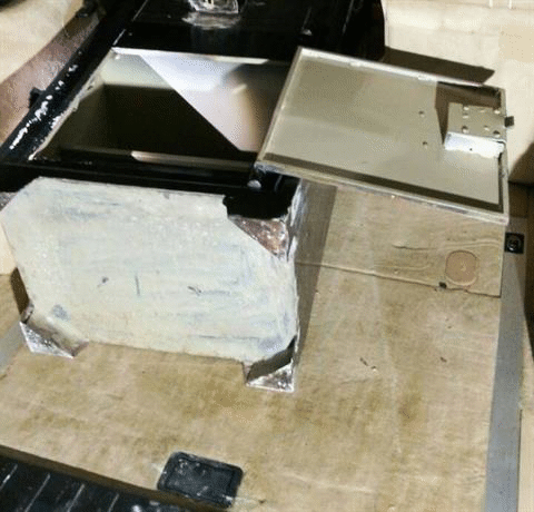 Двама рецидивисти са задържани за обира в „Люлин“