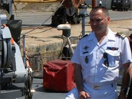 Френски полковник с фалшив адрес в посолството пое контрола на “Дунарит”