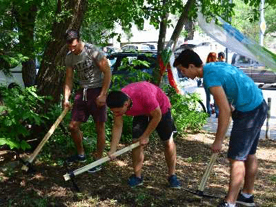 Стартира кампанията на Столична община за затревяване на кални точки
