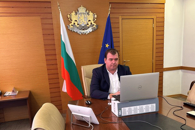 Министър Явор Гечев: Приемът по първоначалното плащане по украинската помощ ще започне в най-кратки срокове