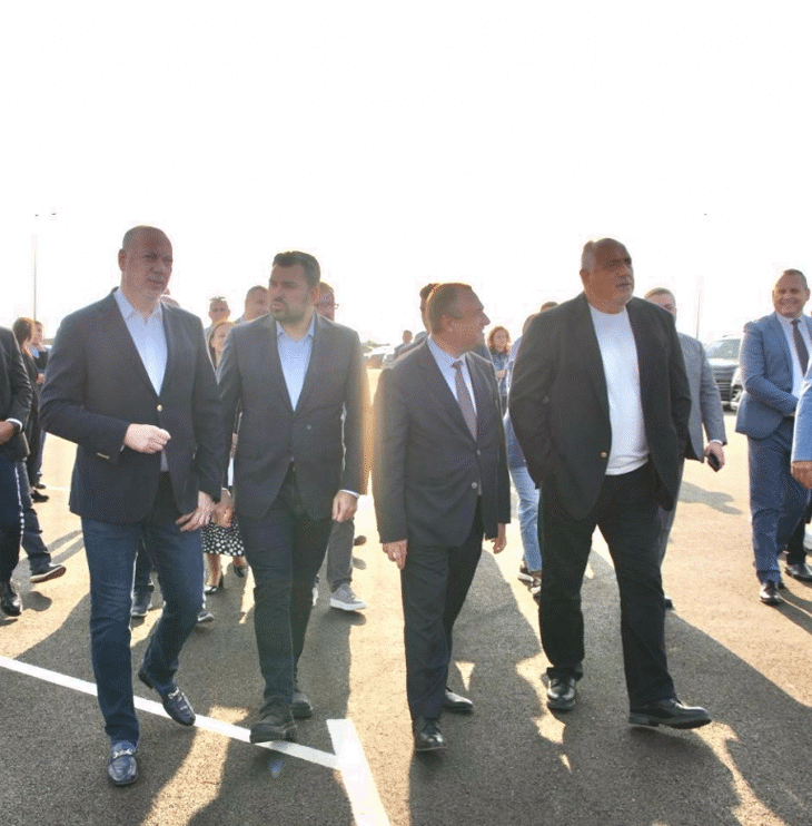 Премиерът Желязков: Стабилността на правителството е гаранция за завършването на ключови за България проекти като АМ „Европа“