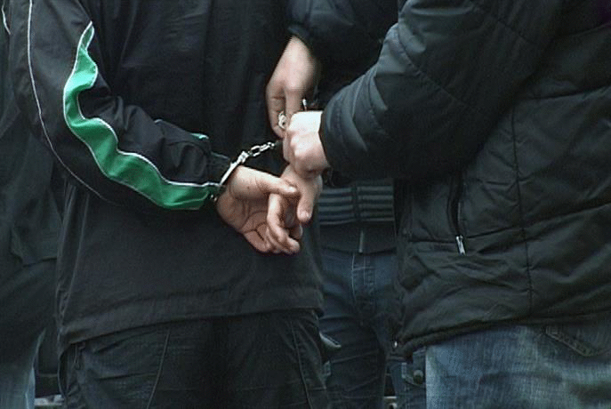 Столични криминалисти задържаха четирима за побой на собственик на верига заведения в София