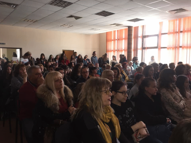Ученици Решаваха Казуси, Свързани С Тероризъм, Пряката Демокрация И Неизвинените Отсъствия