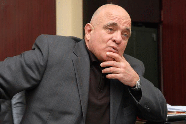 Синдикален шеф – консултант при собственик на “Дунарит” с огромна заплата