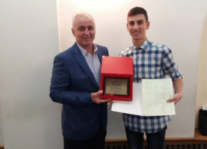 ЗС Велико Търново връчи наградата "Трифон Иванов" за млад футболист на годината