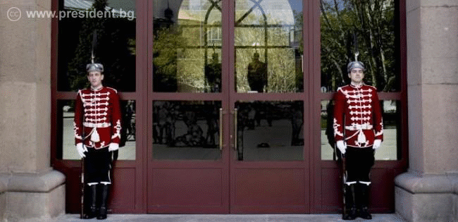 Държавни глави от цял свят честитиха Националния празник на българите в поздравителни писма до президента Йотова