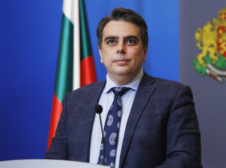 Вицепремиерът Асен Василев: Средствата от Плана за възстановяване и устойчивост са огромен шанс за България