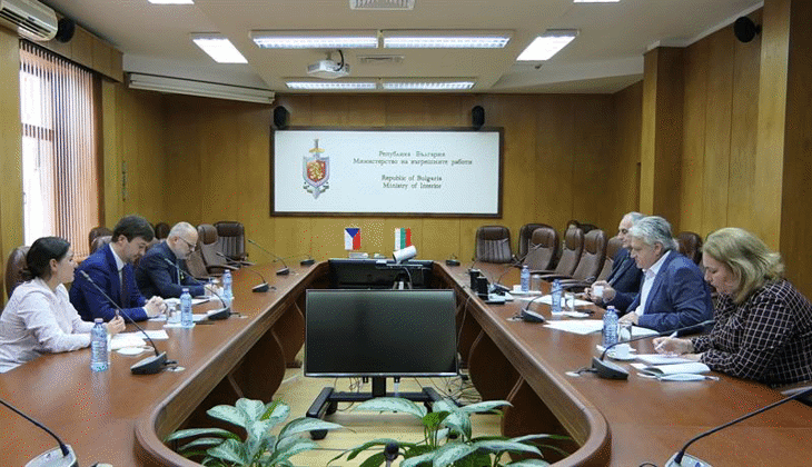 Министър Бойко Рашков проведе среща с посланика на Чешката република в София Н.Пр. Лукаш Кауцки