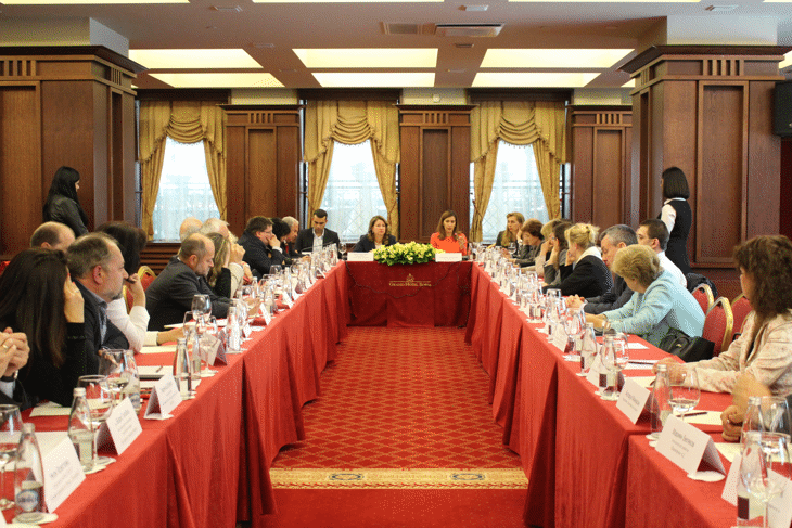 Министър Ангелкова откри първото заседание на Междуведомствения съвет за кадрите в туризма