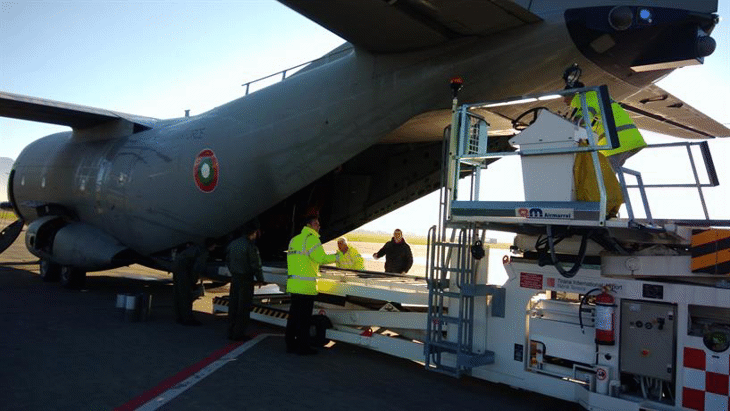 Днес България предаде първата доставка за пострадалата от наводнения Албания