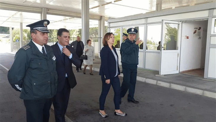 Министър Бъчварова поздрави граничните полицаи от ГПУ-Гюешево, отказали подкуп от чужди граждани