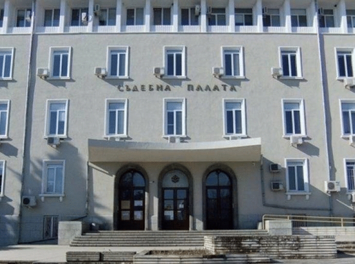 По искане на Районна прокуратура – Стара Загора съдът определи мярка за неотклонение „задържане под стража“ спрямо 34-годишен мъж за кражба на пари и златни бижута