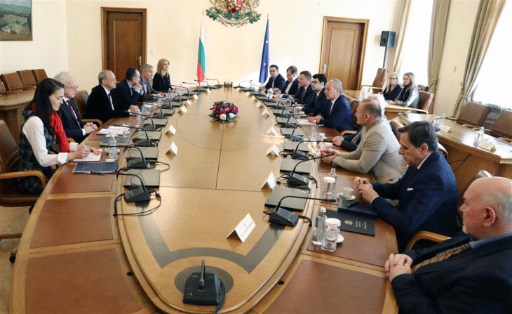Премиерът Гълъб Донев проведе среща с работодателските организации