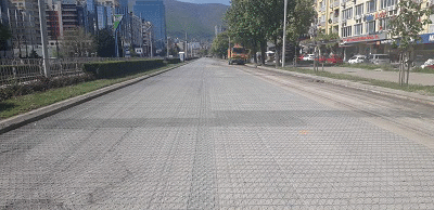 Започна полагането на стоманената мрежа на бул.“България“ в участъка от бул.“Гоце Делчев“ до ул.“Тодор Каблешков“