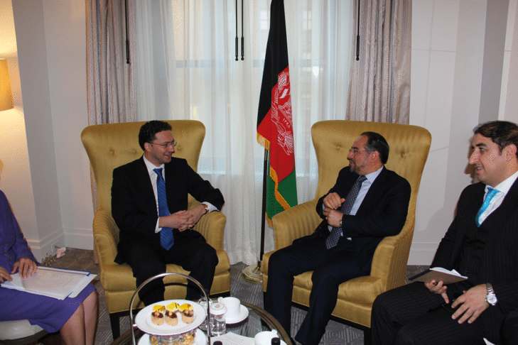 Двустранни срещи на министър Даниел Митов с външните министри на Афганистан и Косово