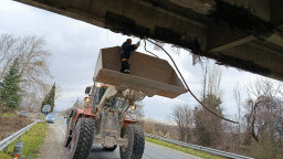 Надлезът по път I-6 Казанлък – Сливен в района на с. Чинтулово е обезопасен и движението по първокласния път e сигурно