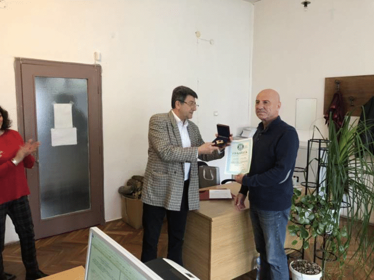 Красимир Сариев  е отличен с „Почетен знак на Прокуратурата на Р. България“ от Главния прокурор Сотир Цацаров