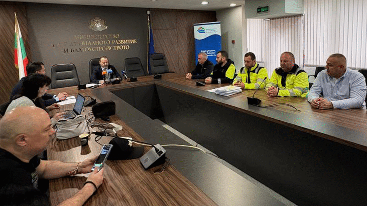 Министър Найденов: Трябва да има ясни правила при осигуряване на пътната безопасност по републиканските пътища