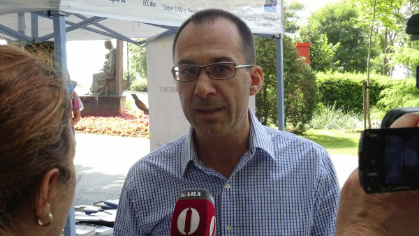 Константин Арабаджиев: "Насърчаваме потребителите да знаят повече за своите права и да ги отстояват активно"