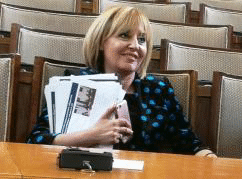Омбудсманът Мая Манолова при представянето на Годишния доклад в НС: Обичам работата си, за мен е привилегия да работя за  българските граждани