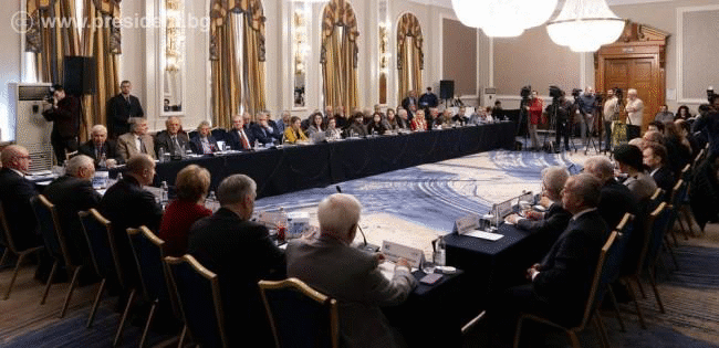 Румен Радев: Истинската сила на дипломацията е когато тя идва преди бомбите и ги предотвратява, а не след опустошенията и жертвите