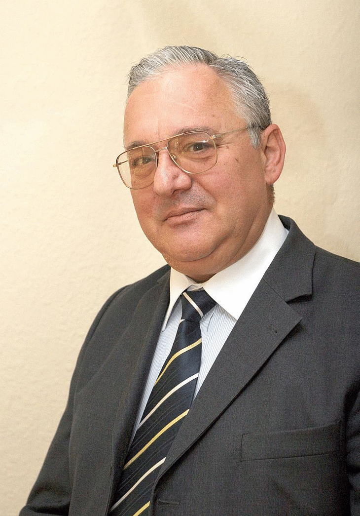 In memoriam: Почина адв. Христо Антов