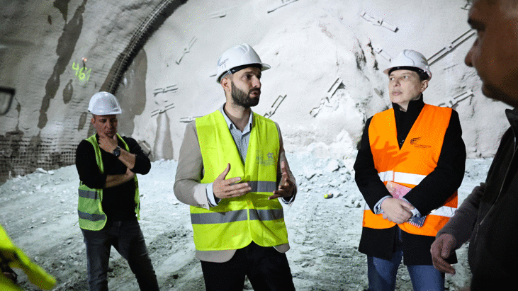 Зам.-министър Мурад Тюрк провери строителните дейности в жп участъка Елин Пелин - Костенец