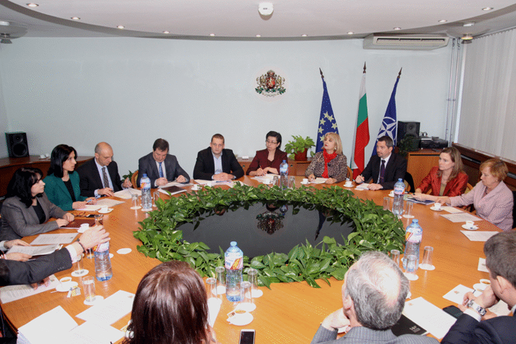 Теменужка Петкова: Енергийната сигурност е изключително важна за България