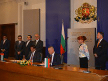 България и ОАЕ подписаха междуправителствено споразумение за икономическо и техническо сътрудничество