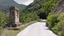 Днес се възстановява движението на МПС над 3,5 т по път III-866 Михалково - Кричим