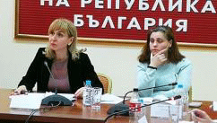 Омбудсманът Диана Ковачева изслуша граждани и институции за проблеми с ЧСИ