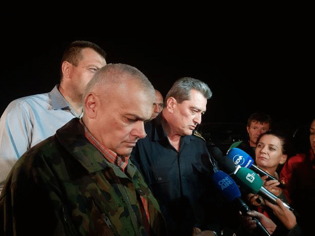 Министър Валентин Радев: Осигурено е полицейско присъствие за охрана на имуществото на хората от селата Ощава и Сенокос