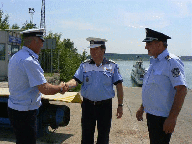 Започнаха съвместни проверки на български и румънски полицаи в районите на Видин и Калафат