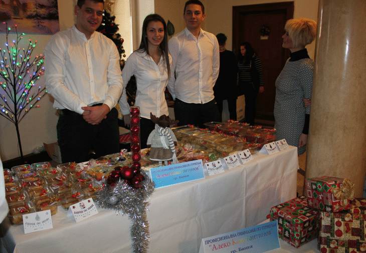 Бизнесът Може Да Се Включи В Разработването На Нови Учебни Планове В Професионалните Гимназии