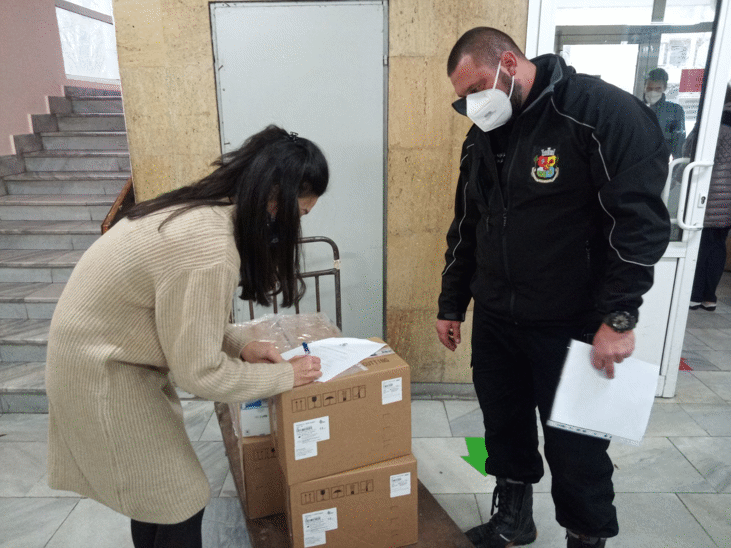 Столичната община доставя допълнително медицинско оборудване за лечението на болни от коронавирус
