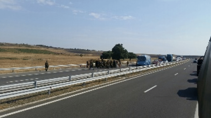 Военнослужещи от Сухопътните войски оказаха помощ на пострадали в катастрофа на магистрала „Тракия”