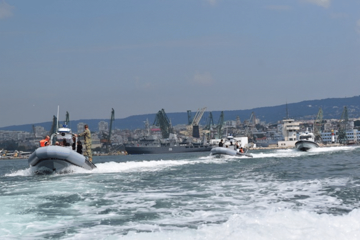 Военноморските сили получиха нова техника