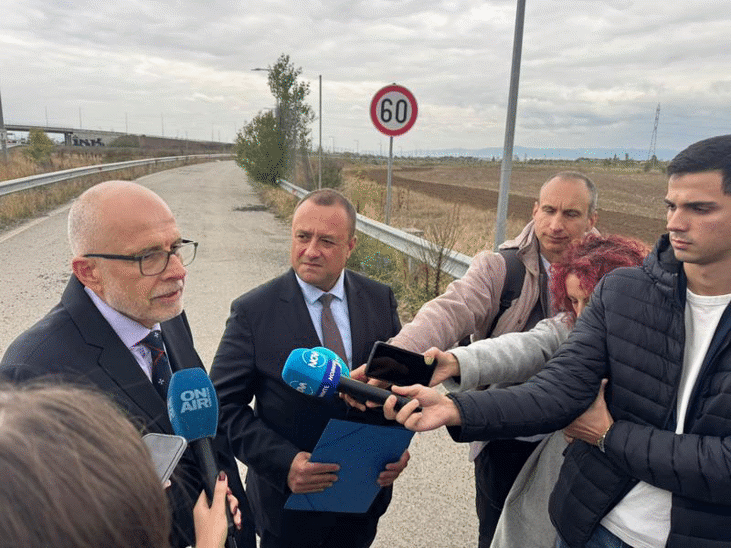 Министър Иванов: От утре камионите ще бъдат контролирани за претоварване в реално време и в движение