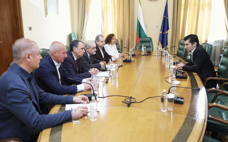 Министър-председателят Кирил Петков проведе среща с ръководството на Браншова камара „Пътища"