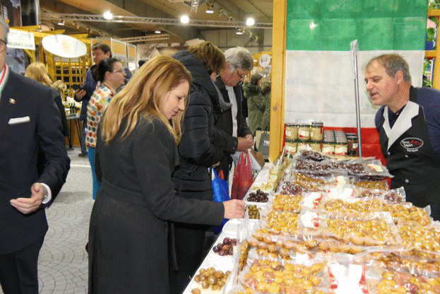 Д-р Лозана Василева: Над 1 милиард лева ще бъдат усвоени за инвестиции, преработка и маркетинг в селските стопанства