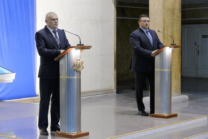 Министър Валентин Радев даде редовен месечен брифинг