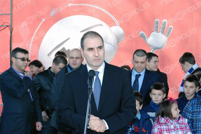 В навечерието на Рождество министър Цветанов поздрави децата на загиналите и пострадалите служители от системата на МВР