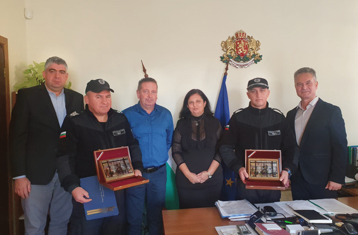 Зам.-министър Павлова награди служители от ГДО за висока отговорност в професионалната им дейност