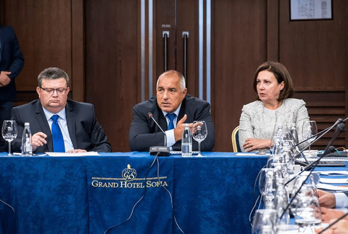 8.1% e делът на потребление на незаконни цигари към второто тримесечие на 2016г.