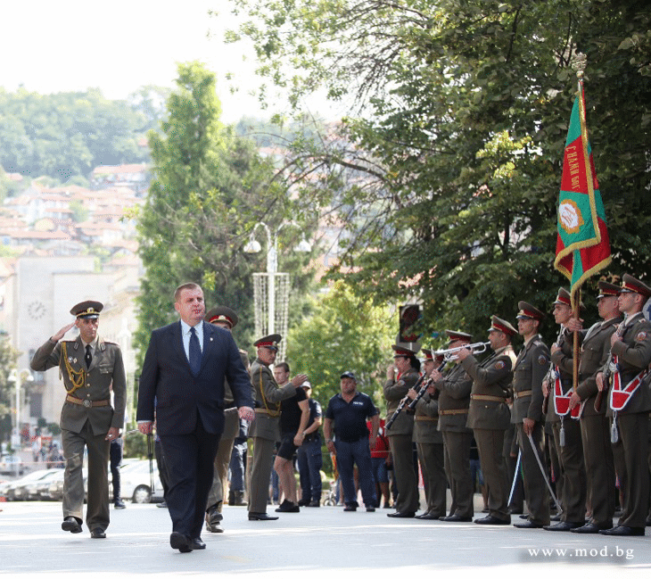 Министърът на отбраната Красимир Каракачанов: Българският народ винаги е разчитал на своята армия