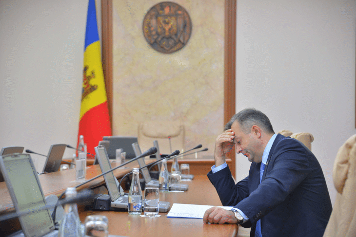 Министърът на финансите на Молдова иска „Доверие“ в Moldindconbank