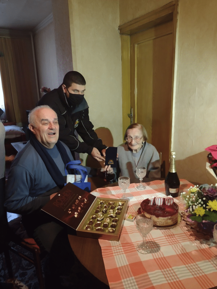 Кметът Фандъкова поздрави Виолета Скобелева от София за нейния 100-годишен юбилей