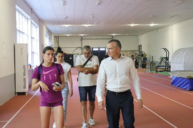 Министър Димитър Илиев присъства на откриването на Световното първенство по гребане в Пловдив