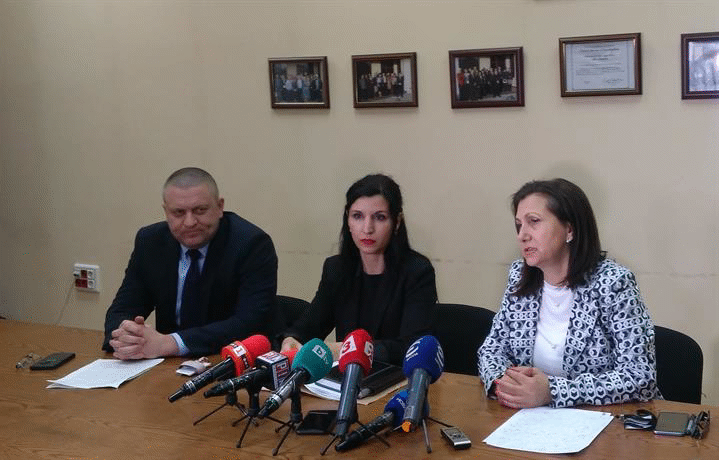 Организирана престъпна група, занимавала се с имотни измами, е неутрализирана при акция на СДВР