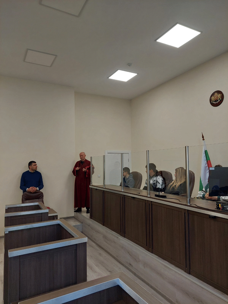 Ученици от седми клас посетиха Окръжна прокуратура-Стара Загора в Деня на отворените врати